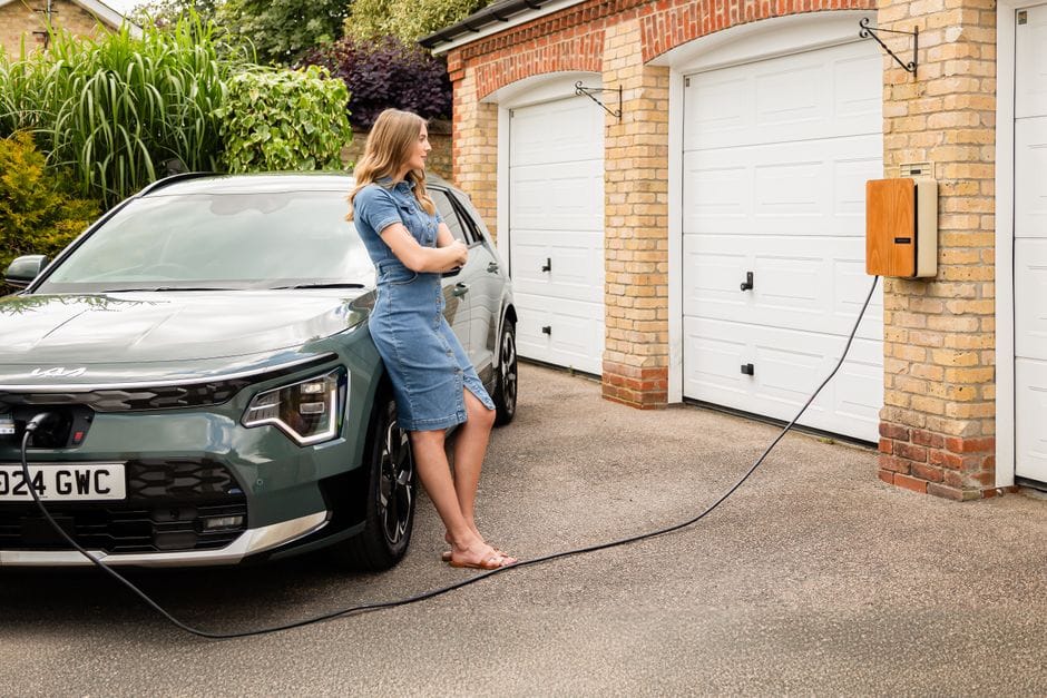 Recharge à domicile : wallbox ou prise renforcée, comment choisir ?