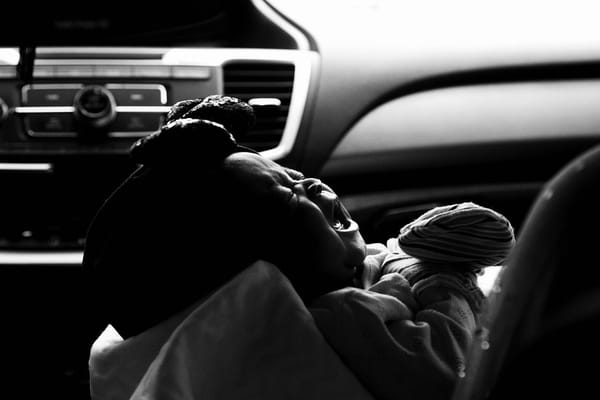 Sécurité enfants en voiture : bien choisir et installer le siège auto