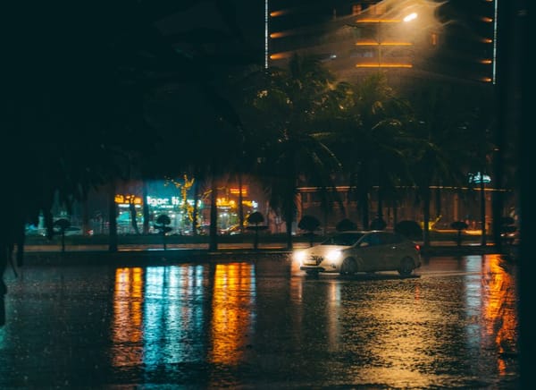 Conduire sous la pluie : sécurité et visibilité avant tout