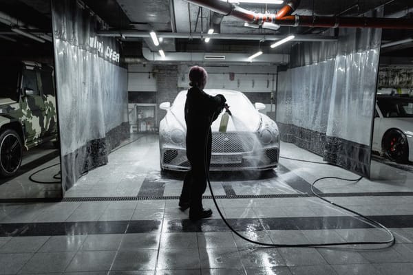 Laver et protéger sa carrosserie en hiver